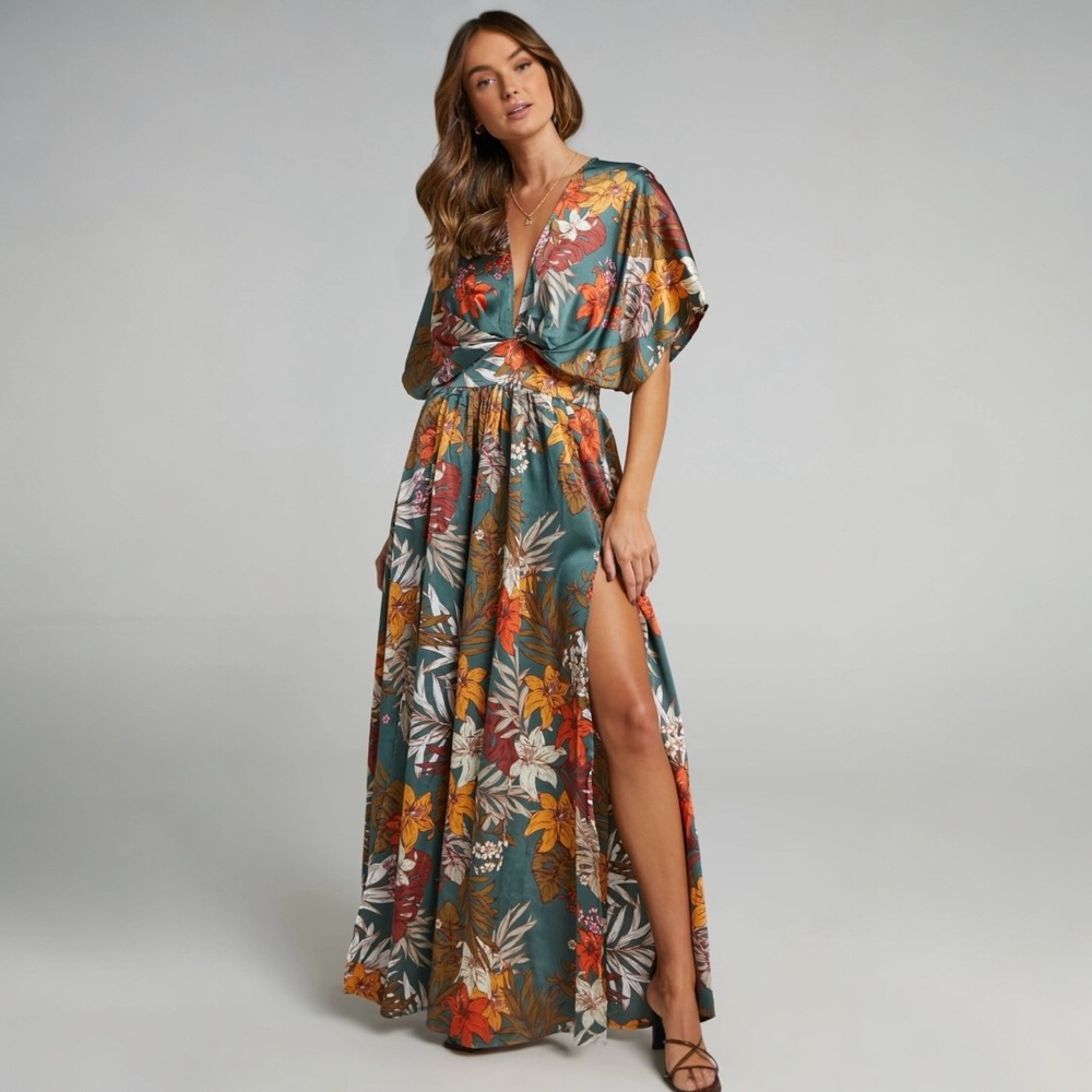 Showpo Vacay Ready Maxi Dress Size 14 Floral Plunge‎ Neckline Thigh High Slit